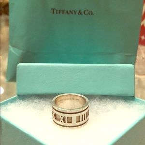 Tiffany & Co numerical band